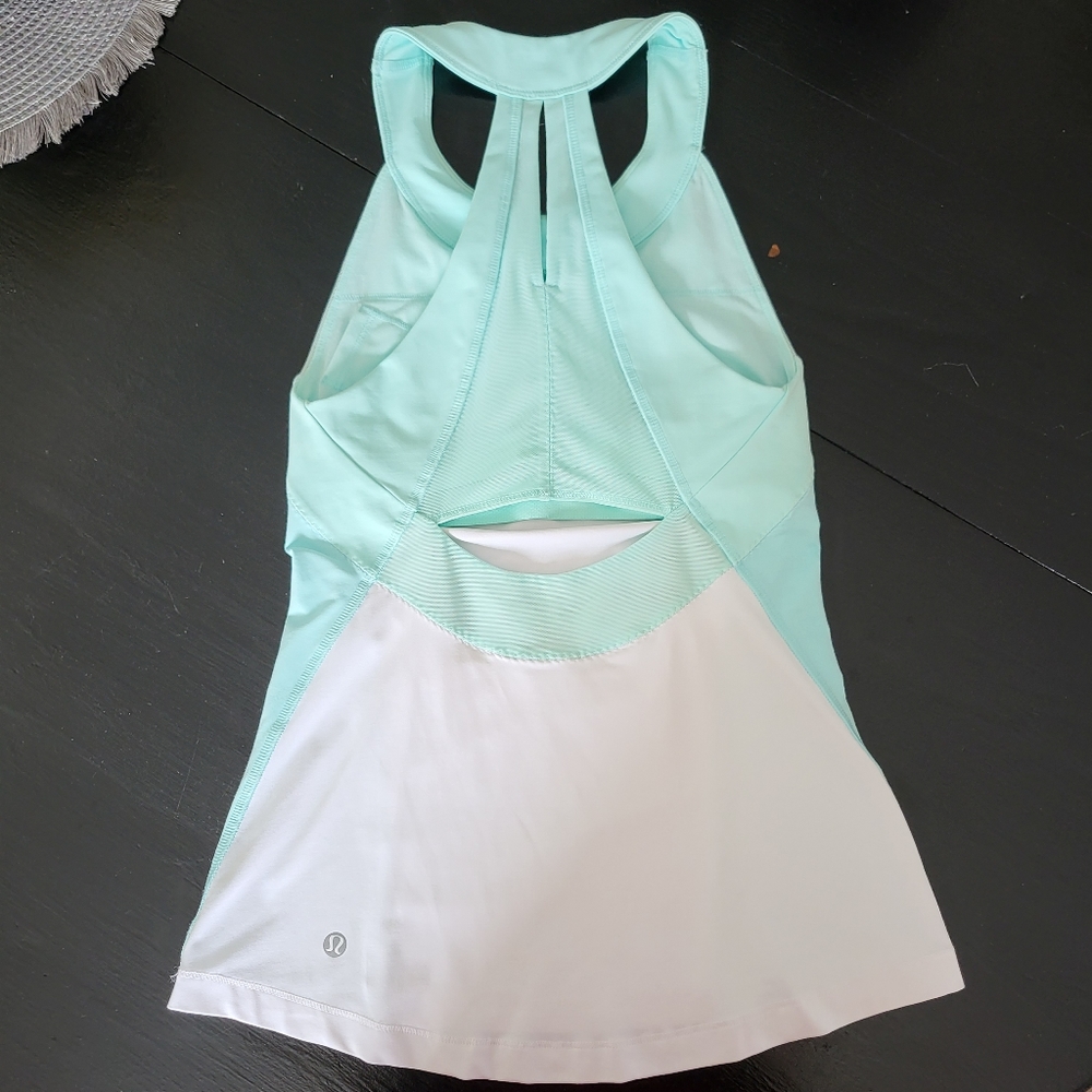 Lululemon halter - Picture 5 of 9